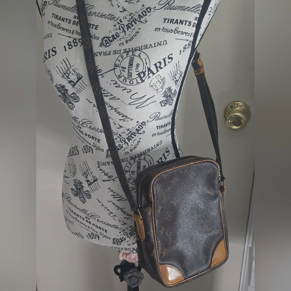Louis Vuitton Brown Monogram Canvas Crossbody Bag with Tan Trim comes with COA